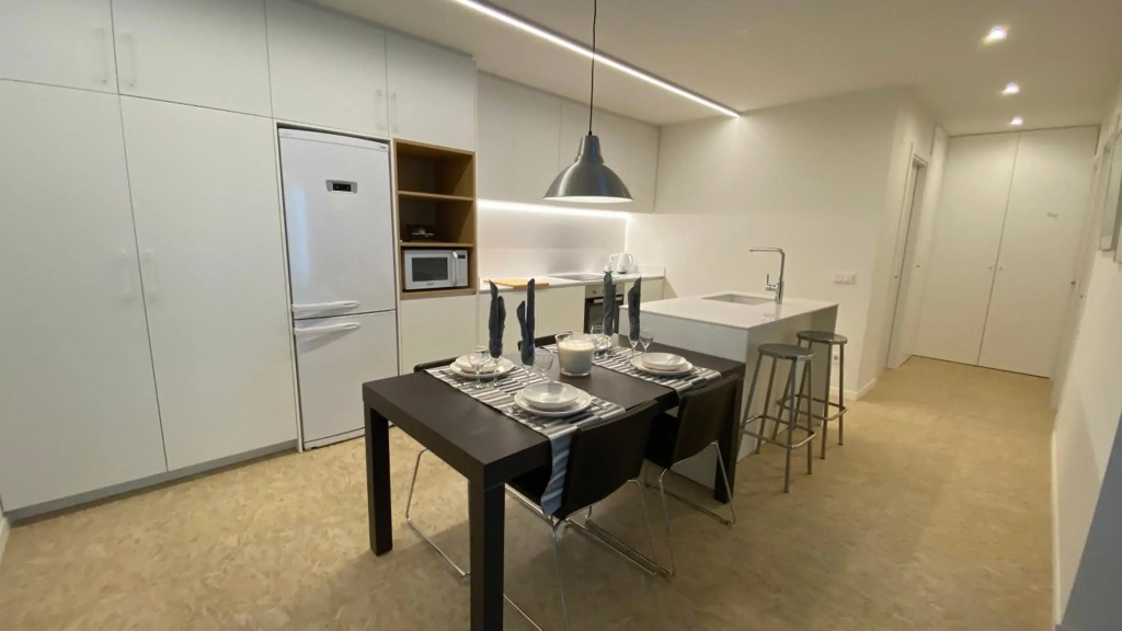 JASALPI único apartamento delante del Lago de Banyoles