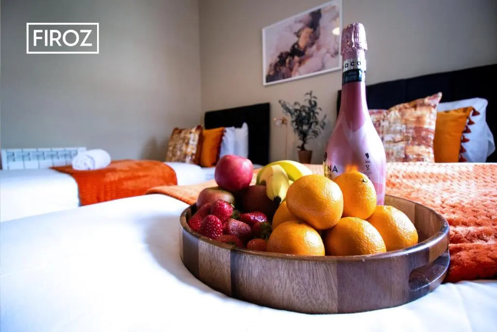 2 Bedroom 1 Bathroom Town Center Apartment With Free Parking By Firoz Property Management