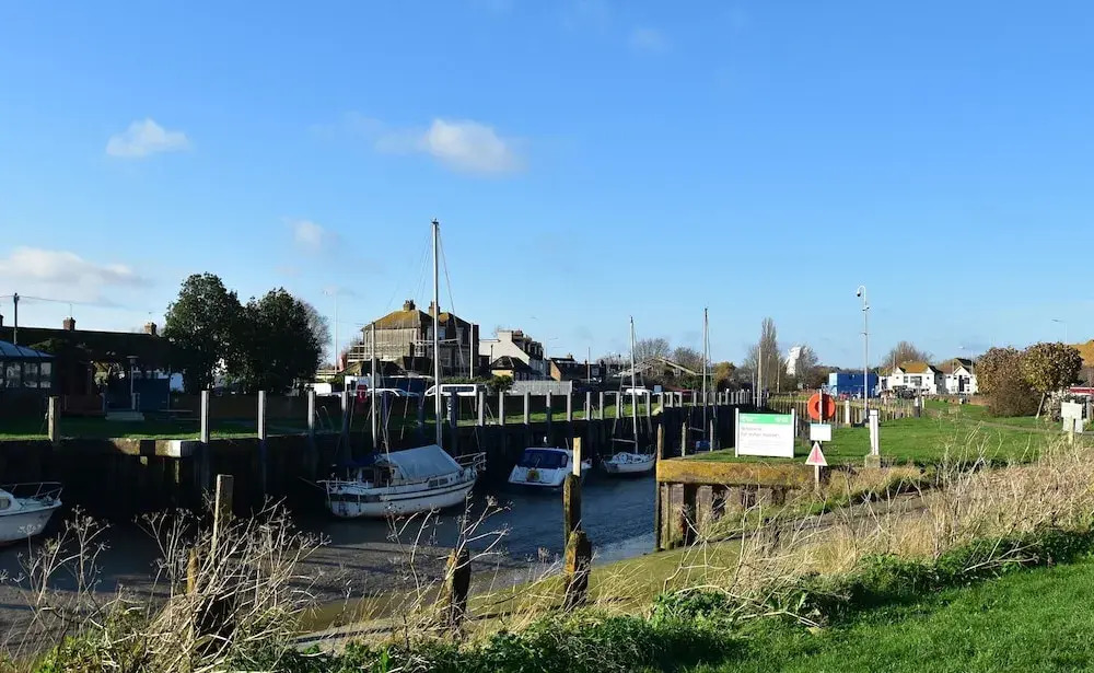 Tilling View with private parking