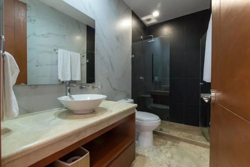 Menesse 205 by CocoBR