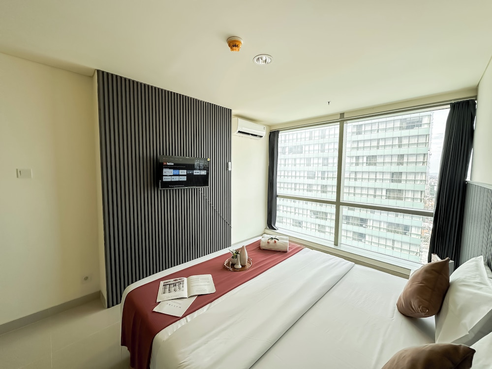 Lovely And Vibrant 2Br Space At Praxis Apartment