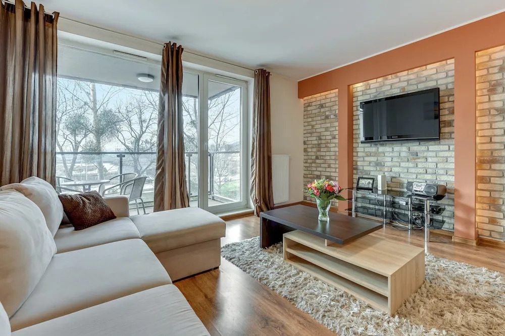 Flats For Rent - Chmielna Riverside