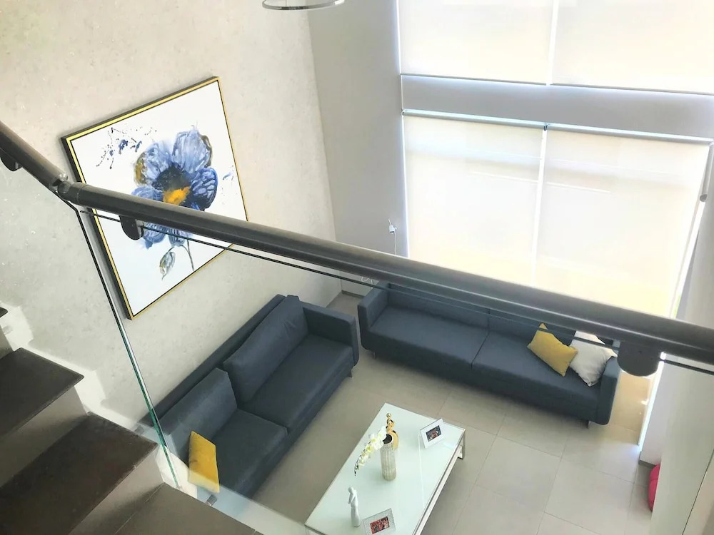 Luxury house with all the amenities Gym Seg Aa cal Pool Tv Wifi