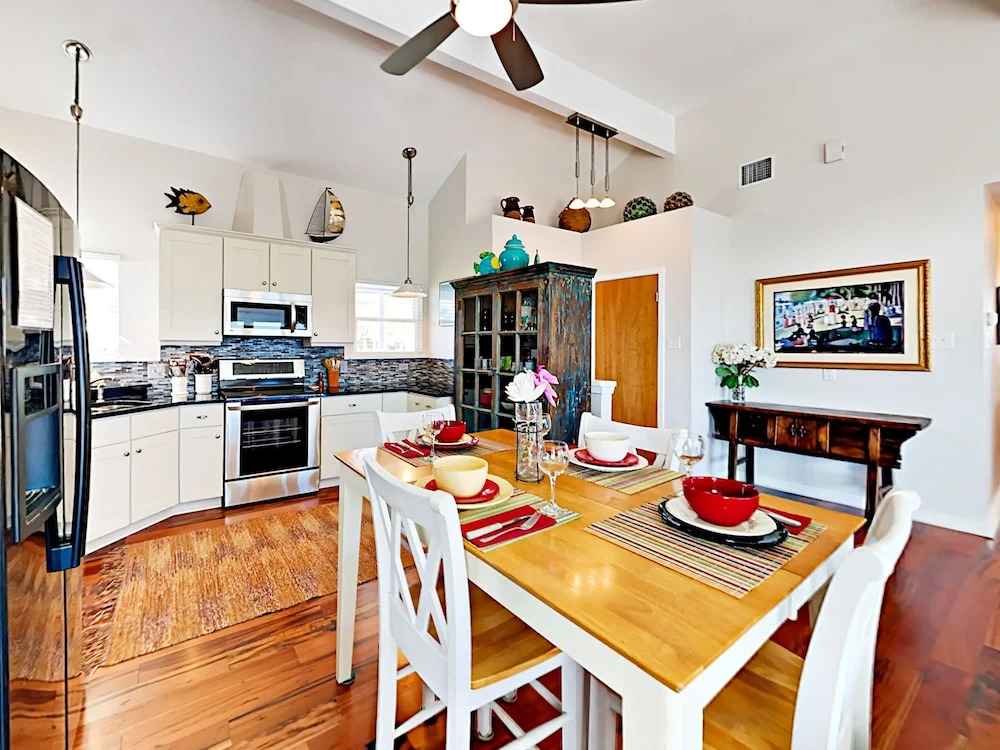 103 Copano Ridge Home 3 Bedrooms 2 Bathrooms Home