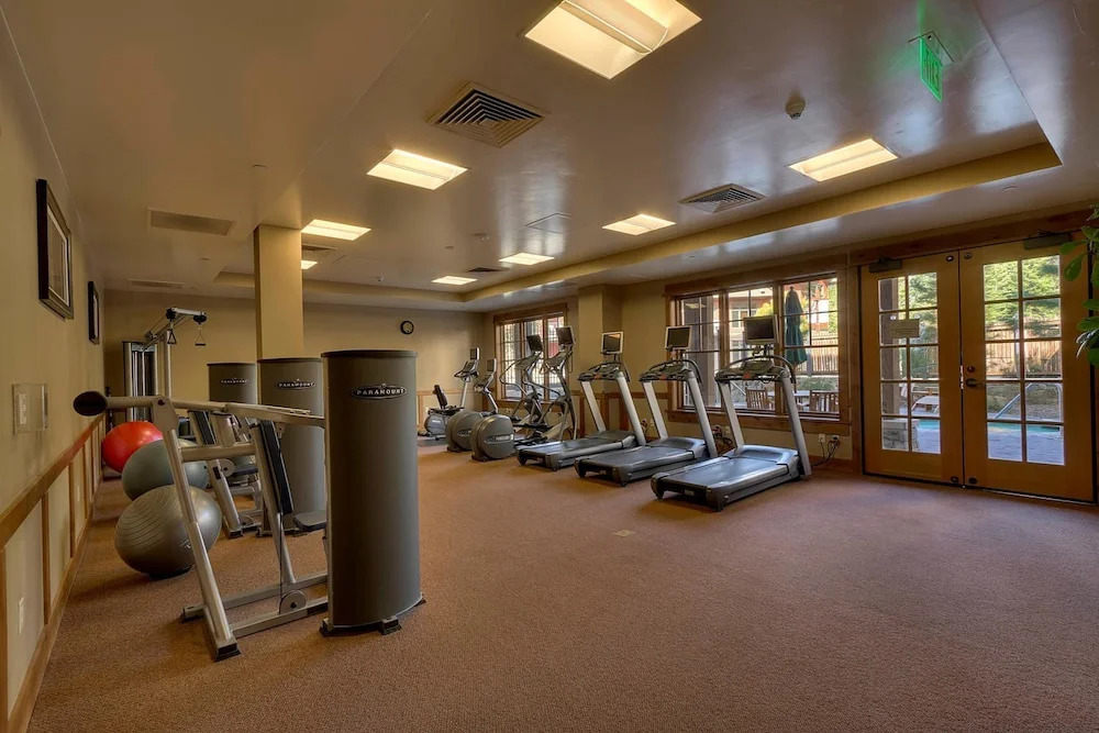 Catamount Condo #306 2 Bedrooms 2.5 Bathrooms Condo