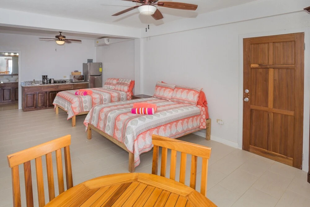 Sting Ray Studio At Sea Scape 1 Bedroom Home by Redawning