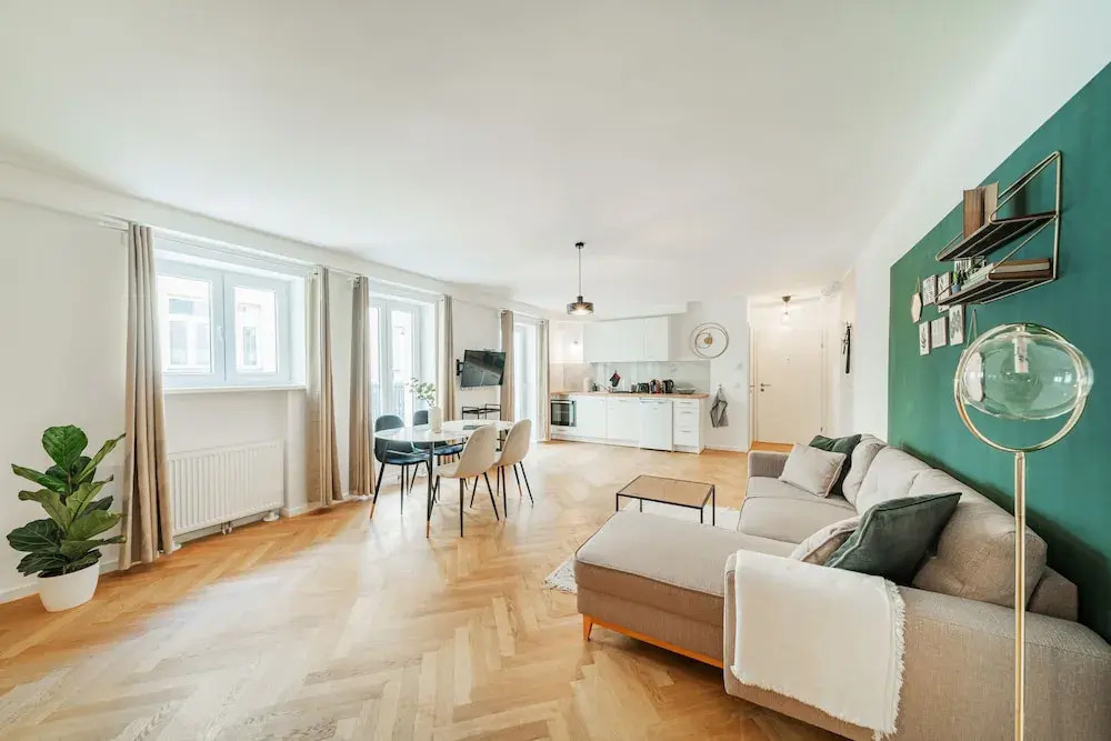 The 15s Apartments