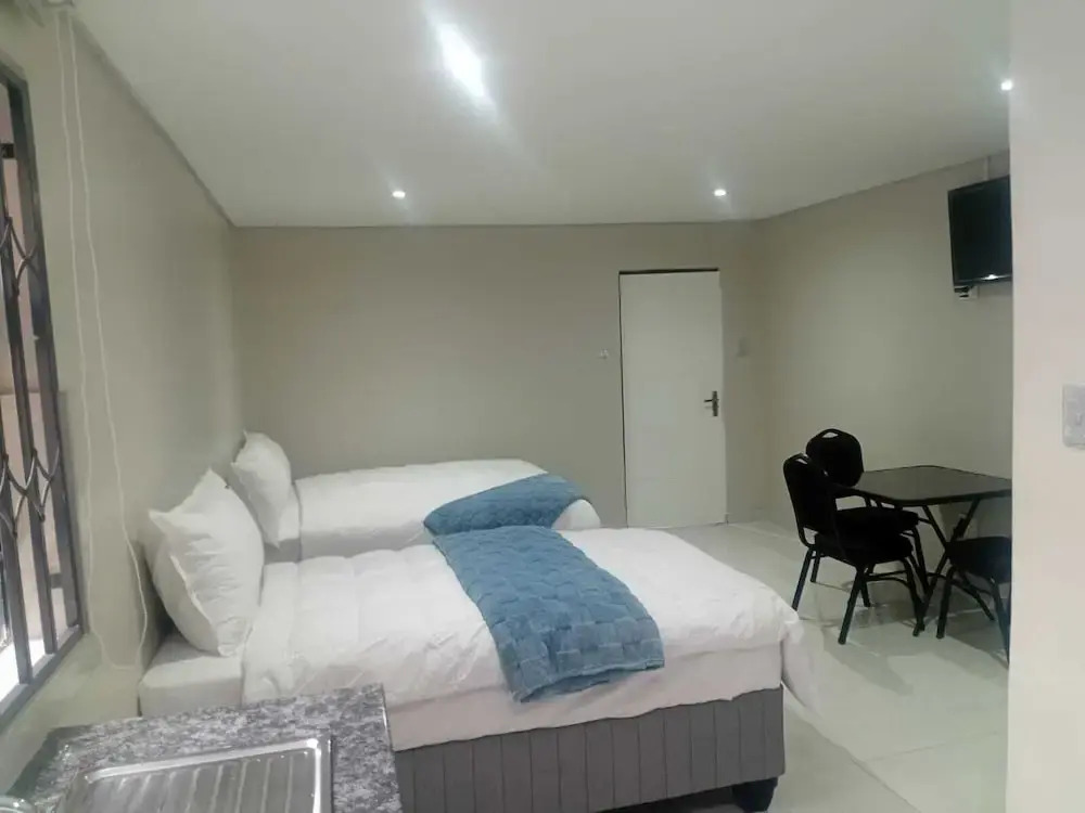 Hayat Hotel 94Juta