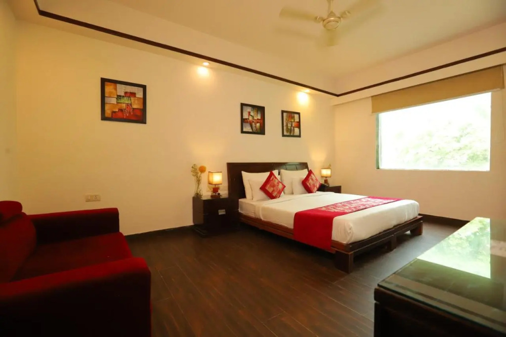 Hotel Picasso Residency near Naraina Vihar Metro Station New Delhi