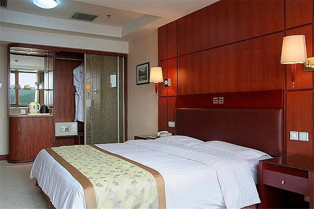 Baifenbai Express Hotel
