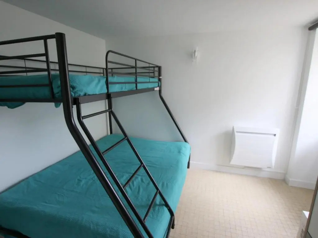 Appartement 2 Chambres avec Jardin Privé Proche Plage - FR-1-364-133