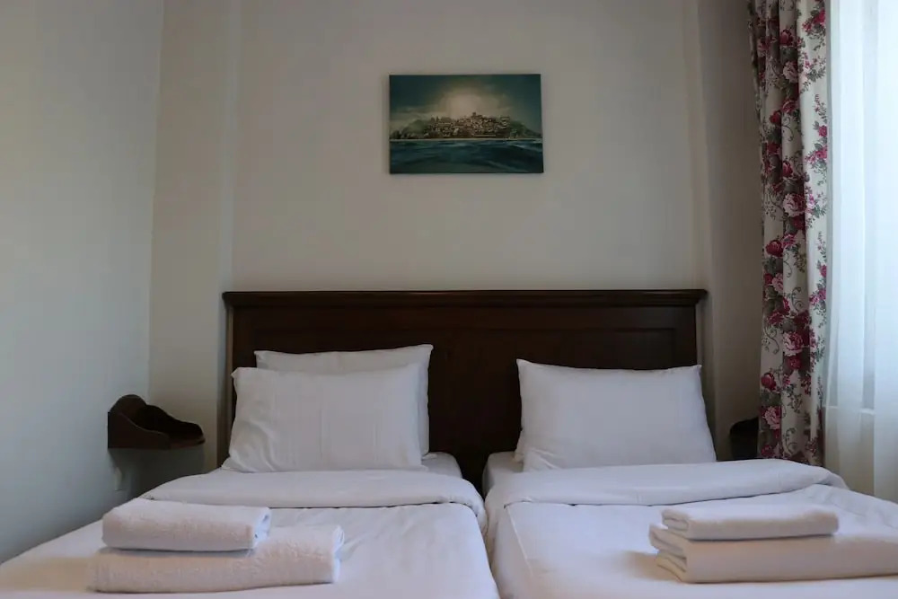 Nesos Hotel