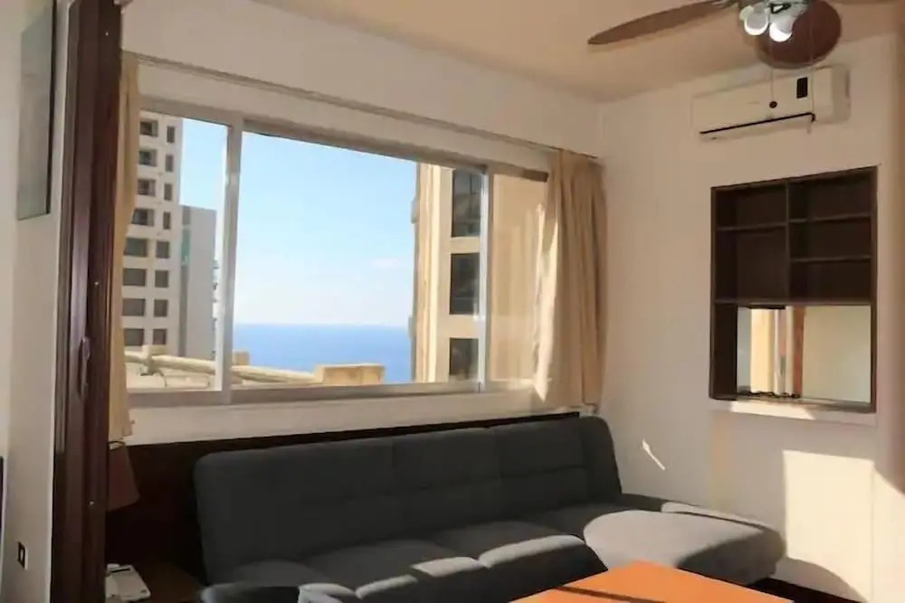 Universal Residence