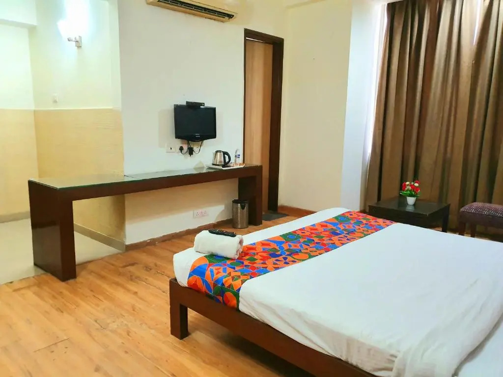 Merriment Alpha Hotel At Noida
