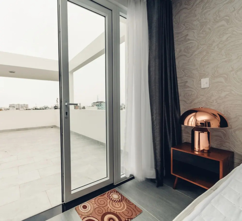 D3 Luxury Como Service Apartment near D1
