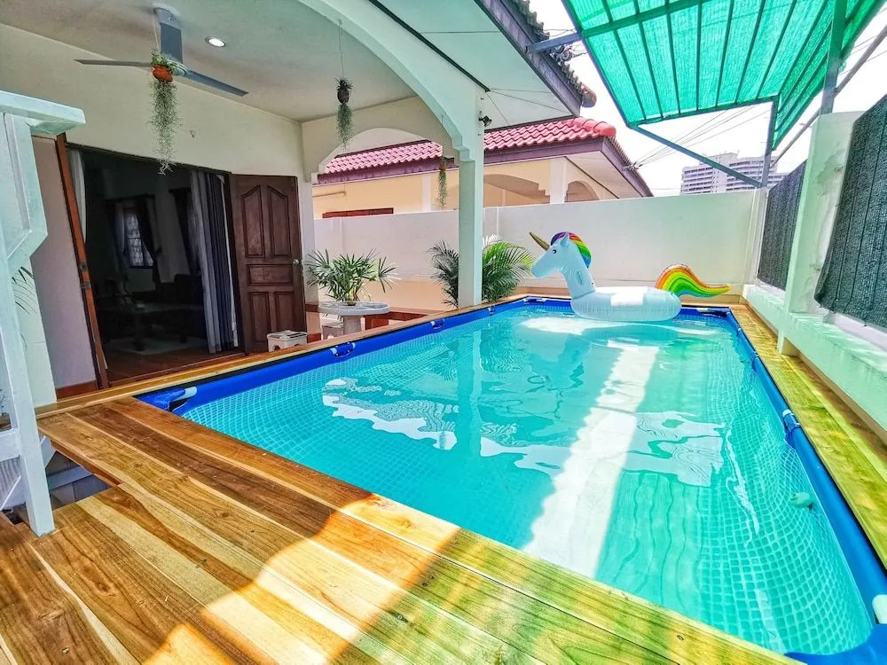 Thai Orange Villas - Private Pool Villas - Modern & Privacy