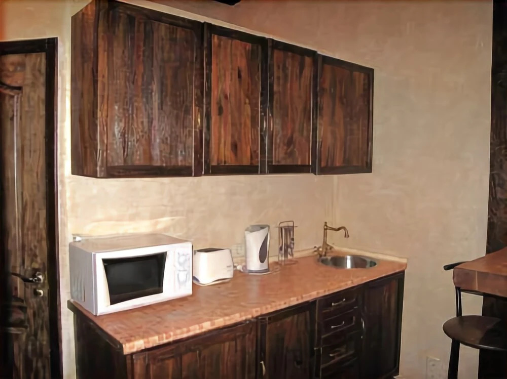 Mikhaylivska Antique Kiev Apartment