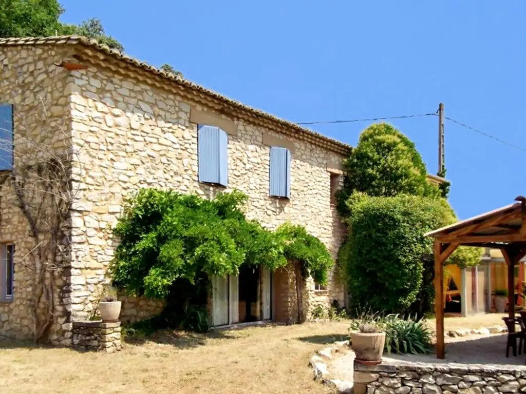 Villa spacieuse à Vaison-la-Romaine avec piscine privée