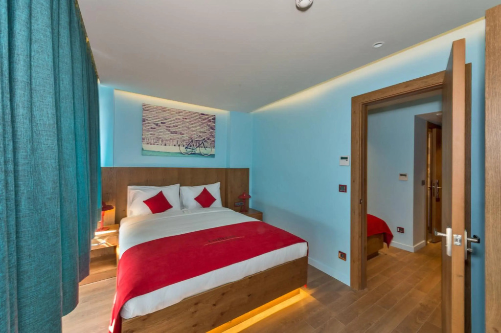 Taksim Istanbul Nis Hotel - Istiklal Street
