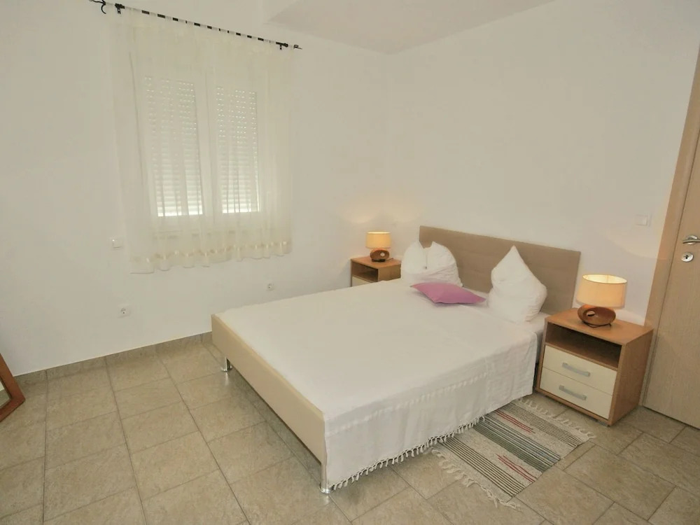 Beautiful Apartments Just Outside Trogir , Only 100 M Away From the Beach