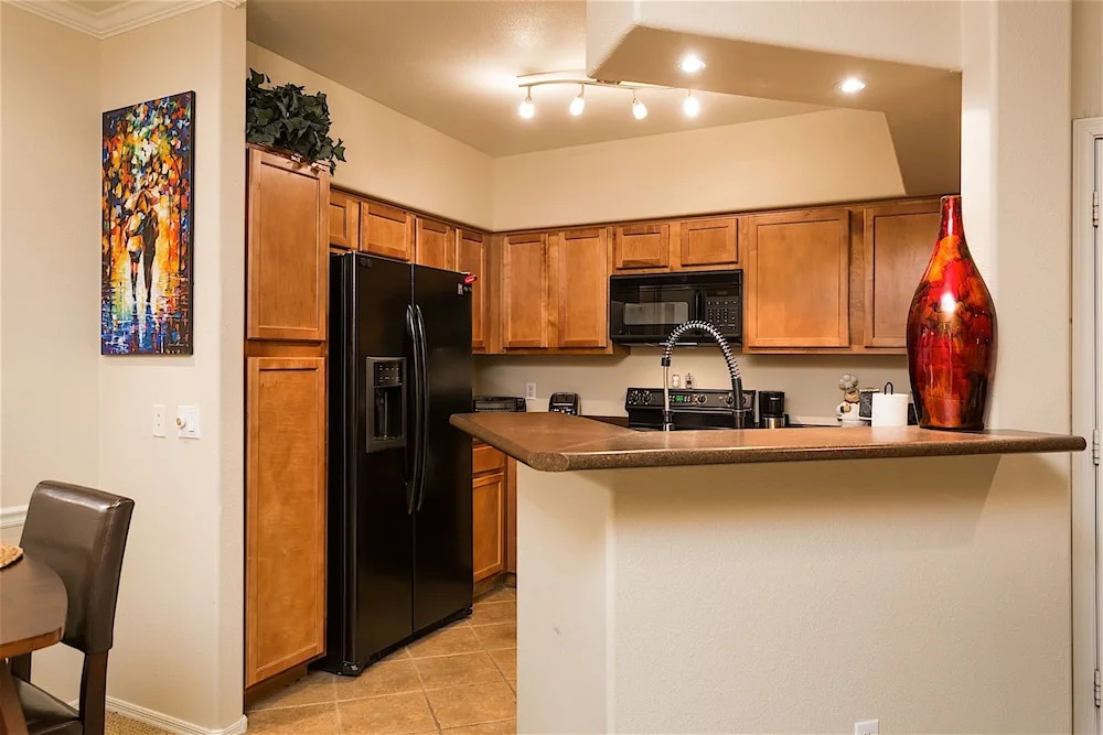 Restful 1 BR by Casago