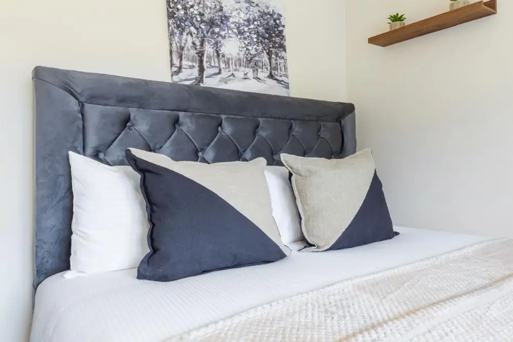 Stunning Double Bed Room In Isleworth TW7
