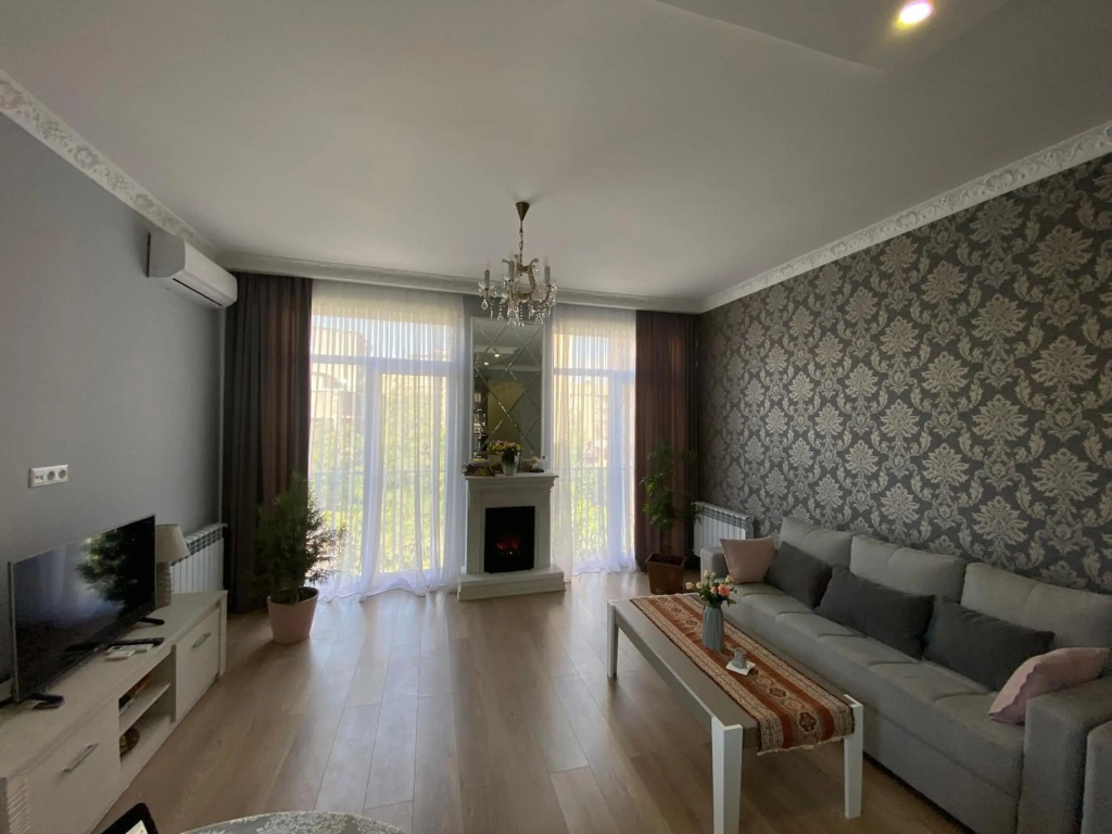 Pushkin street, 2 bedrooms New Euro Renovated, Modern apartment PU524