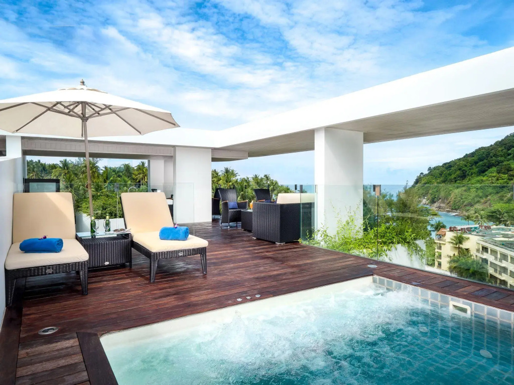 Lets Phuket Twin Sands Resort & Spa