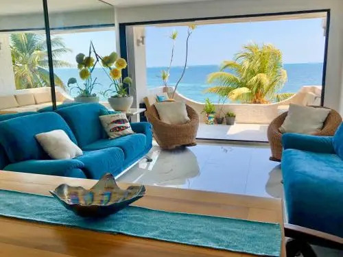 Flamingo Beach Plus