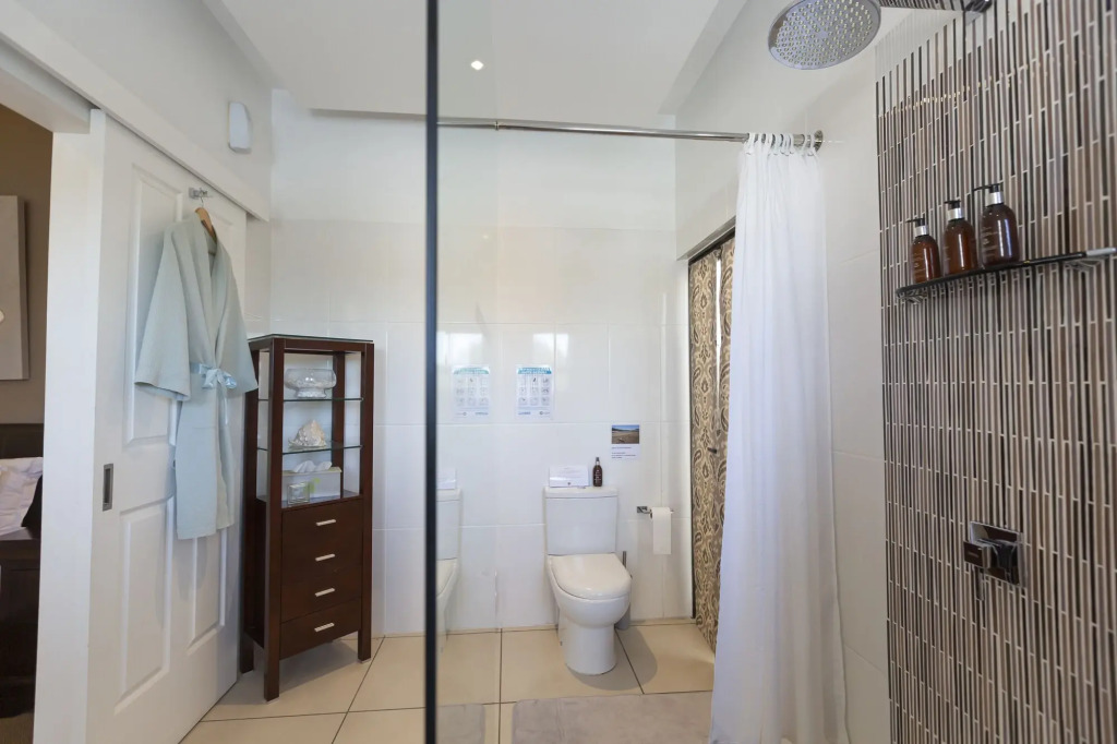 Point B Guest House -Sustainable Solar Energy