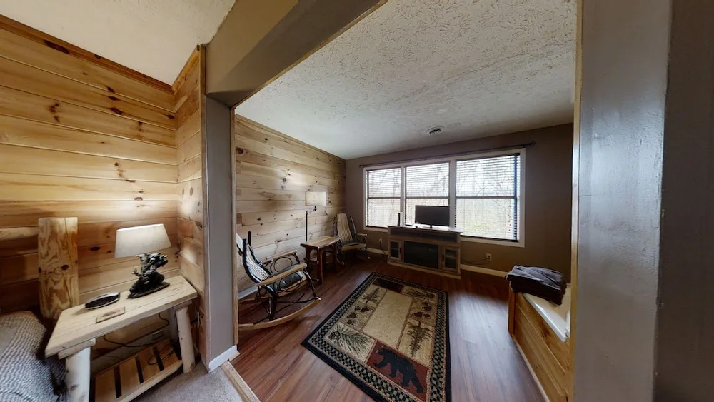 Heaven's Door 2 Bedroom Cabin by RedAwning