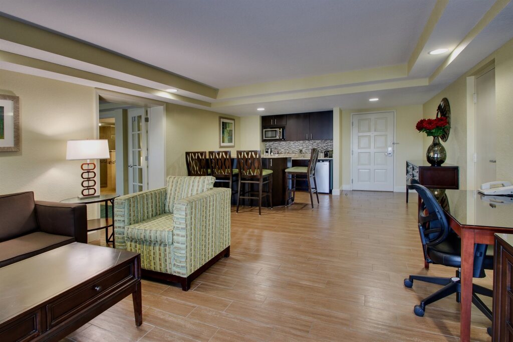 Holiday Inn Resort Orlando - Lake Buena Vista by IHG