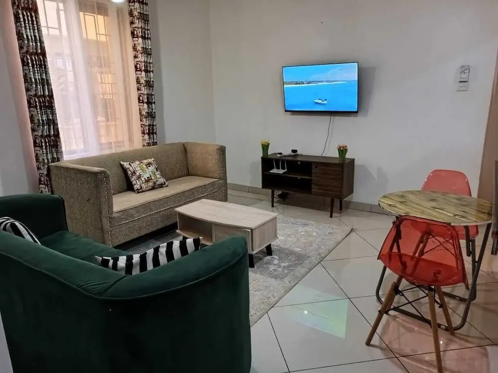 Lux Suites La Vida Startup Apartment