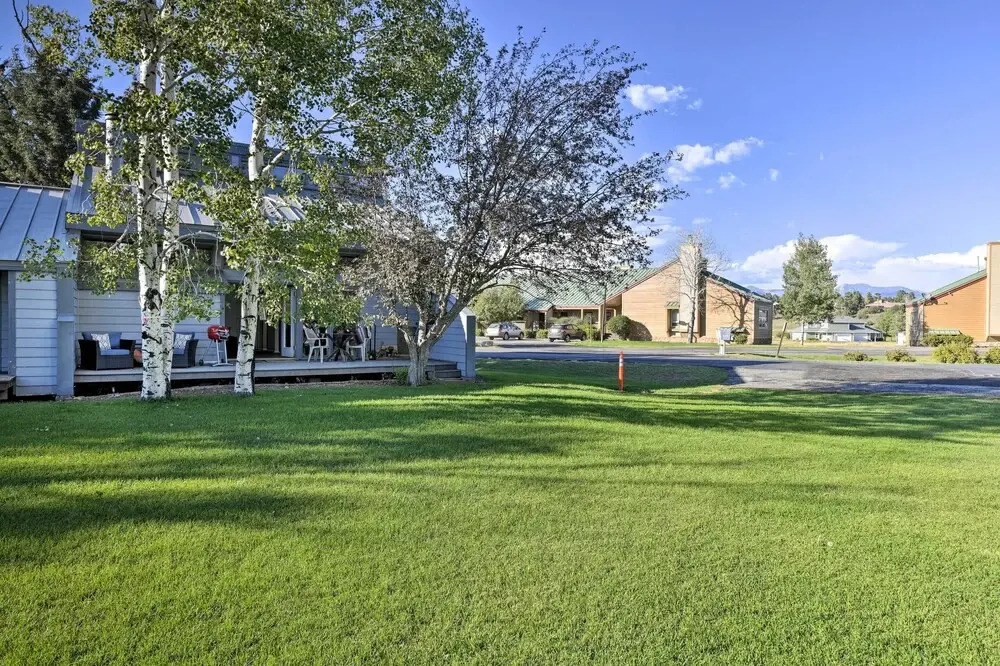 Sunny Pagosa Springs Escape w/ Deck & Views!