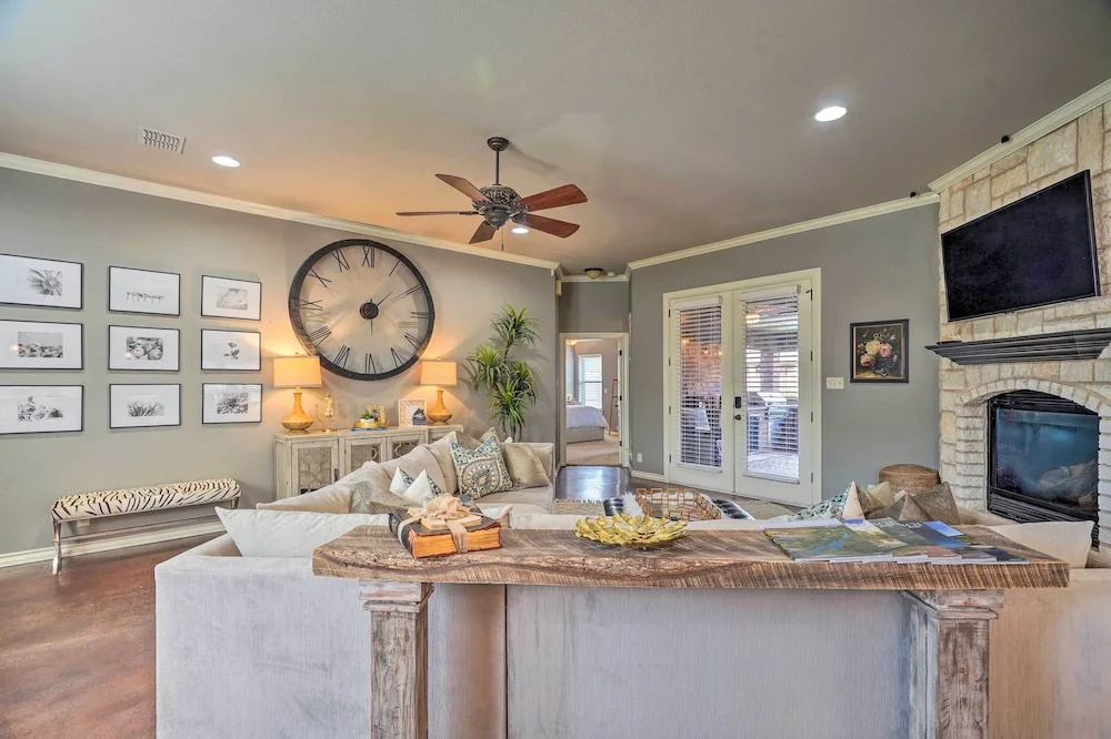 Luxe Midland Retreat w/ Patio, Grill & Yard!