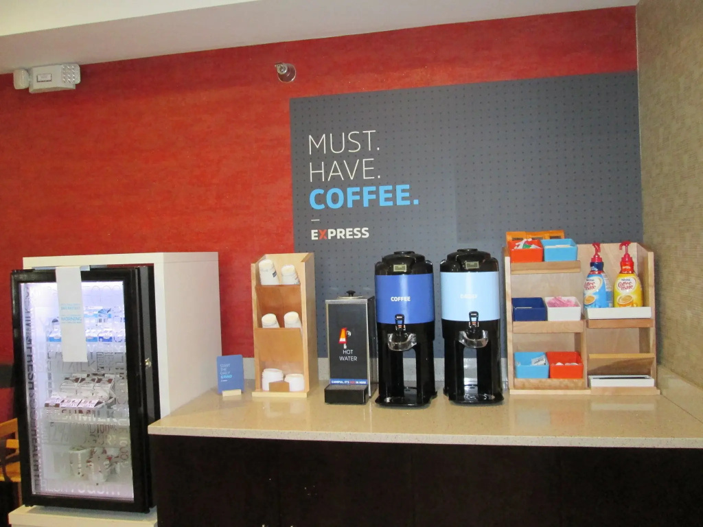 Holiday Inn Express Cloverdale - Greencastle by IHG