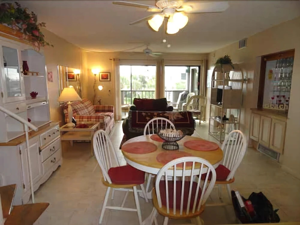 Ocean Park Terrace 202