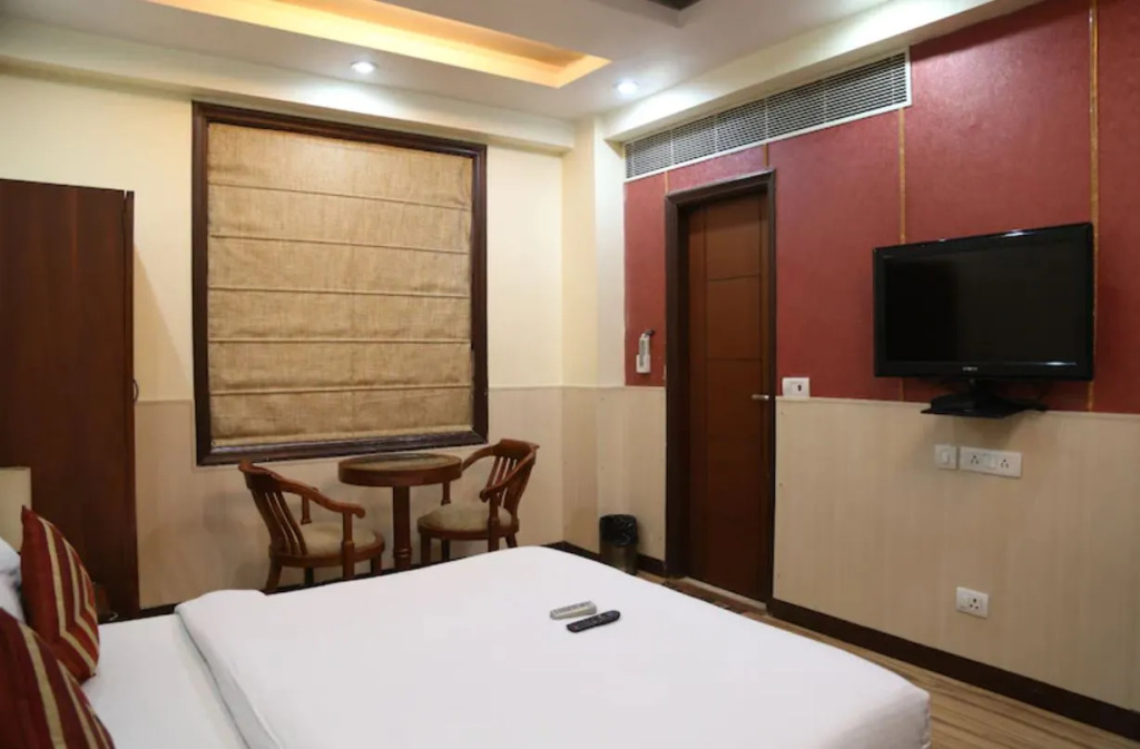 Hotel The Daanish Residency - Karol Bagh
