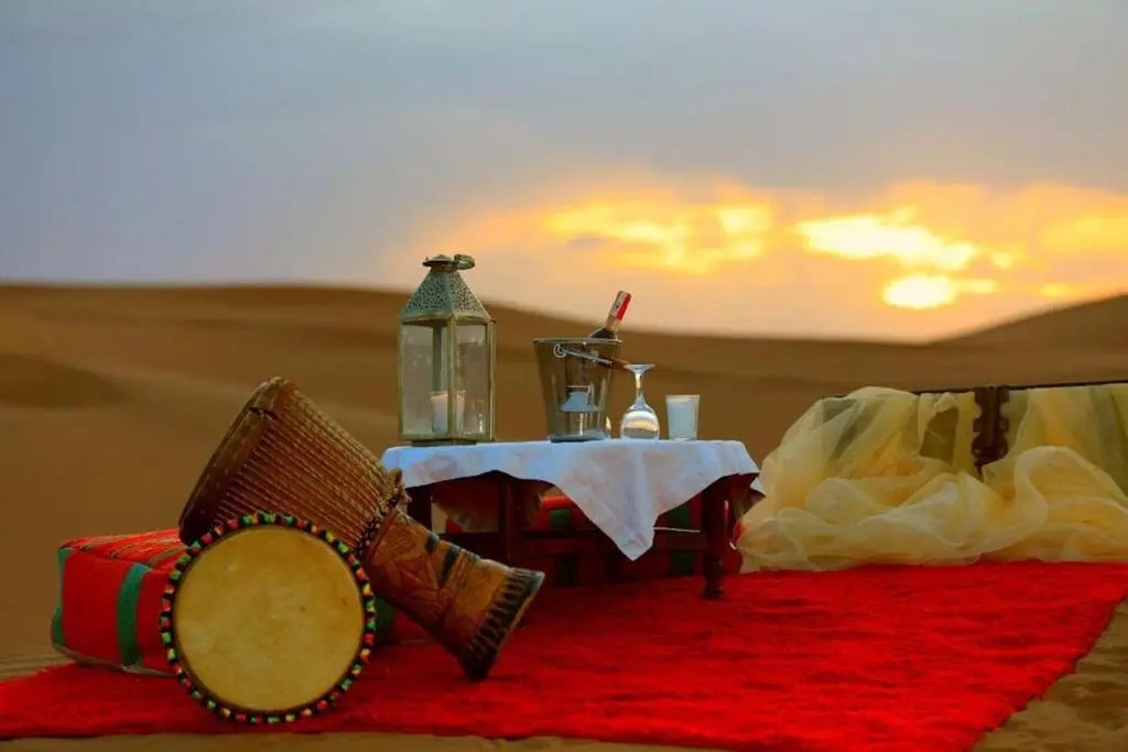 Dar Azawad Royal Desert Camp - Erg Chigaga Luxury Glamping