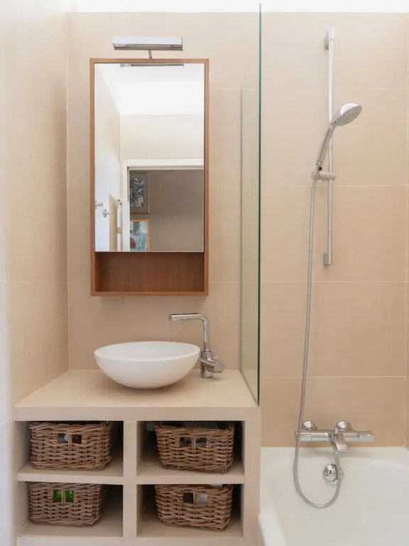Paris Eugène Design Residence