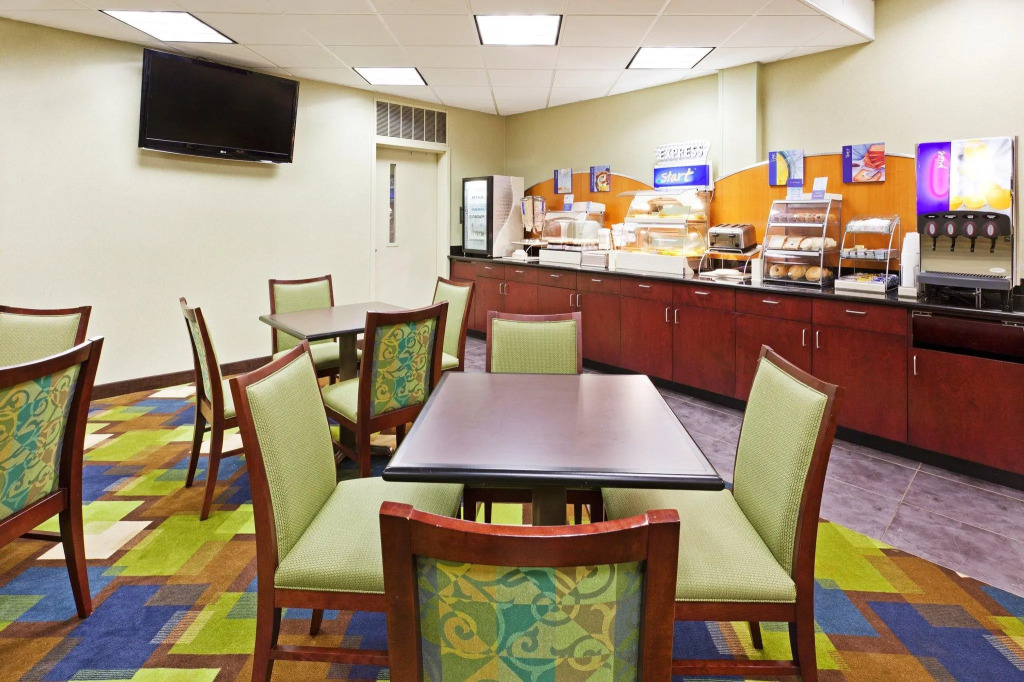 Holiday Inn Express Blowing Rock South by IHG