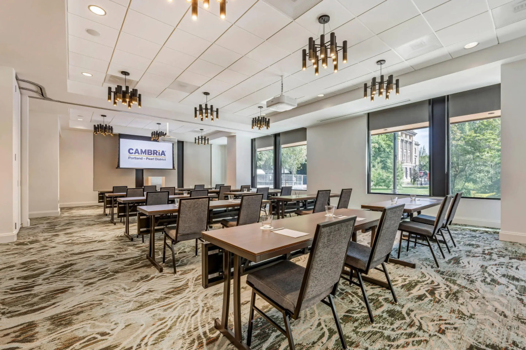 Cambria Hotel Portland - Pearl District
