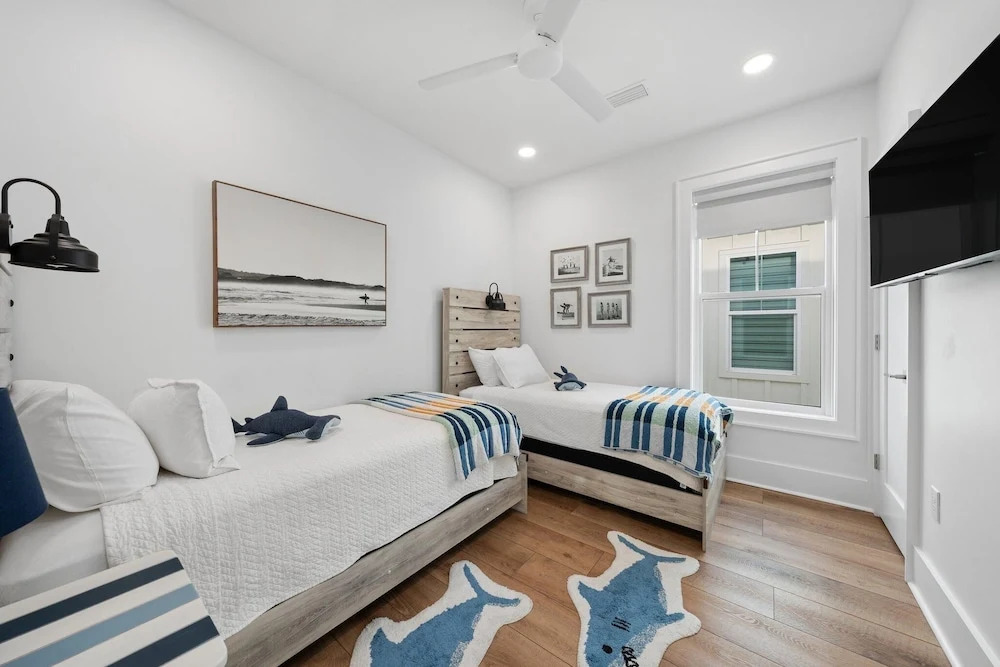 Totally Beachin' at Pelican Place
