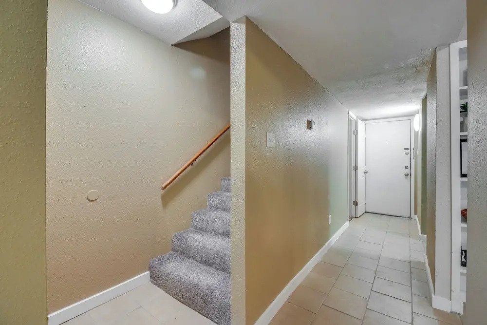 College Station Gem w/ Pool Access Near University