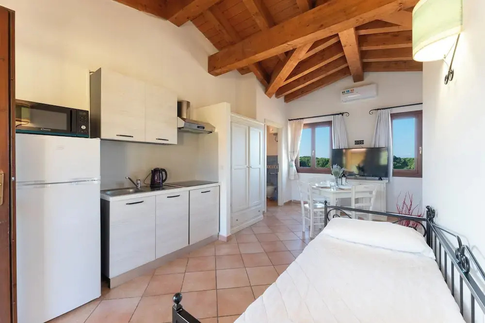 Il Mirto Appartamenti, Ac e Wifi, Gallura