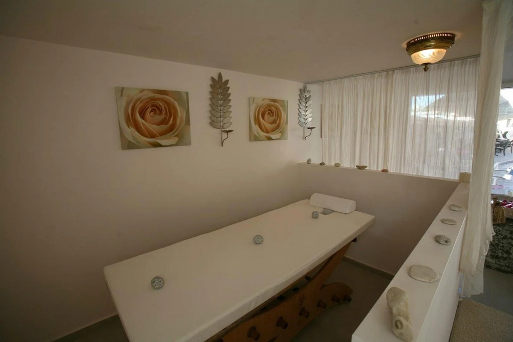 Flamingos Hotel Apartments by GHH