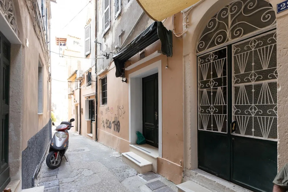 Casa Moderna - Two Bedroom Apartment
