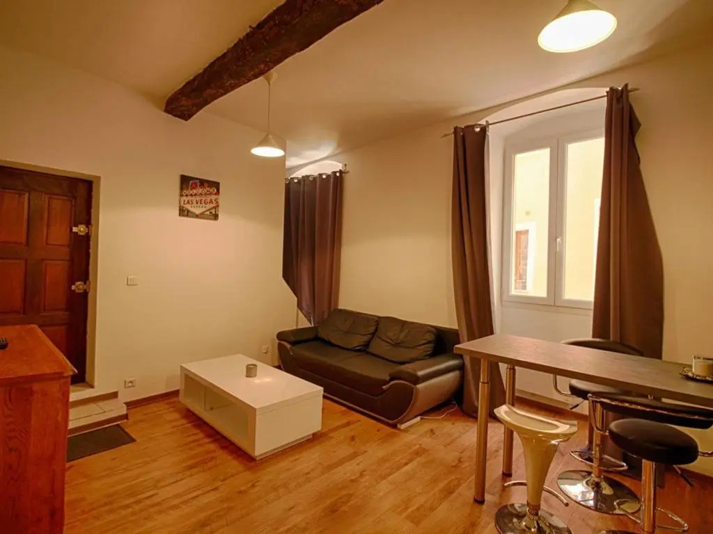 Appartement Ajaccio, 1 pièce, 2 personnes - FR-1-61-507