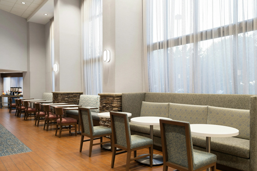 Hampton Inn & Suites Boise-Meridian