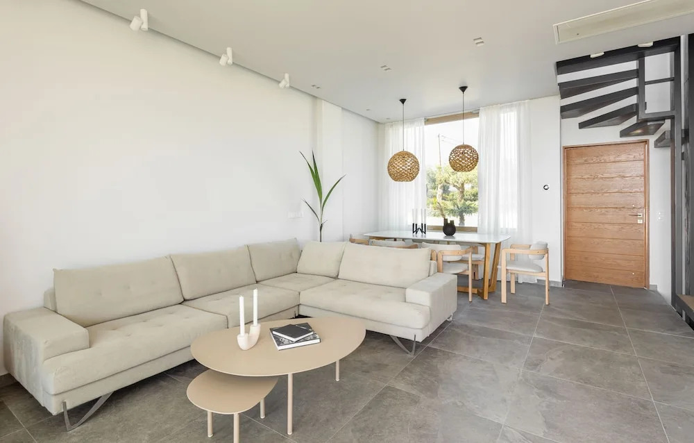 Luria Homes
